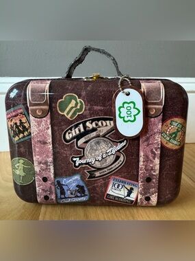 Girl Scouts 100th Anniversary 2012 Journey of a Lifetime Tin Suitcase